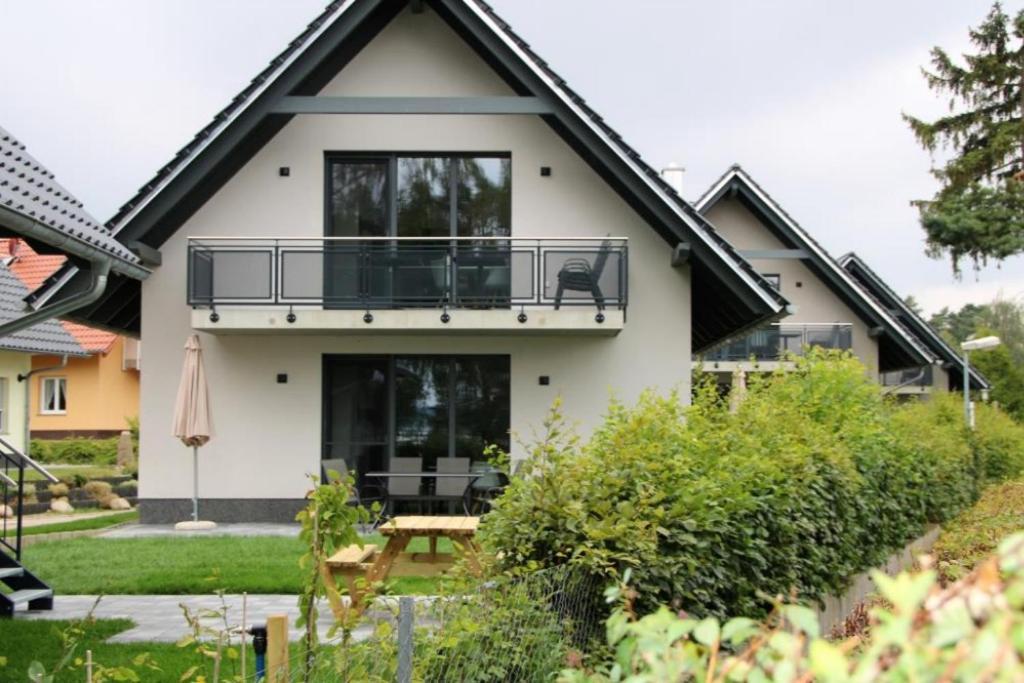 U16 Og - Komfortable Ferienwohnung Mit Kamin, Wlan Und Seeblick Marienfelde ภายนอก รูปภาพ